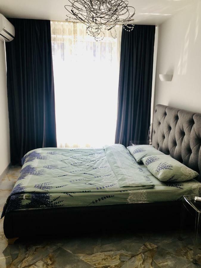 4-Room Jacuzzi Apartment إلفيف المظهر الخارجي الصورة