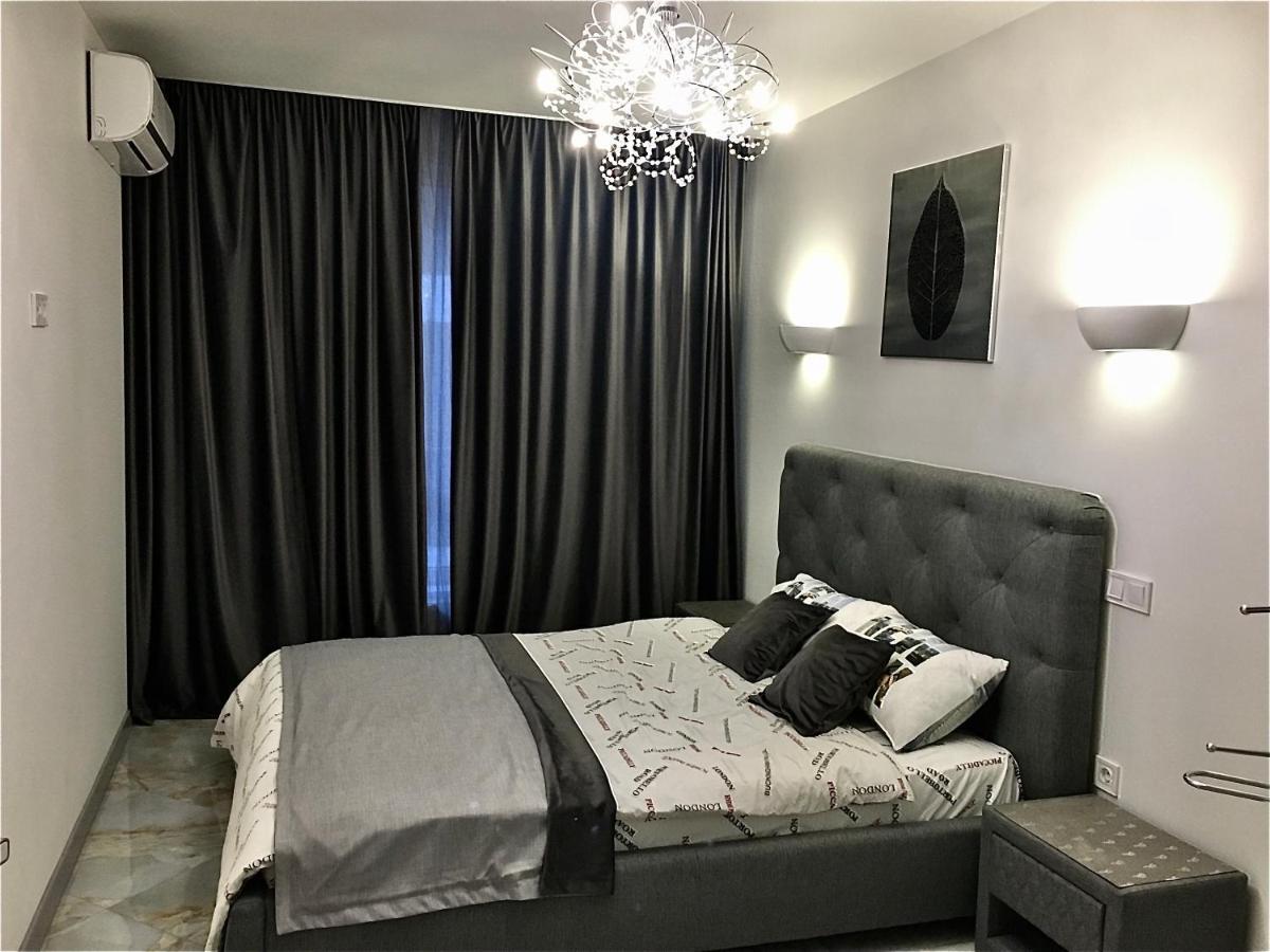 4-Room Jacuzzi Apartment إلفيف المظهر الخارجي الصورة